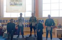 Три золотые и одну серебряную медали привезли борцы школы «РиФ» из Республики Татарстан