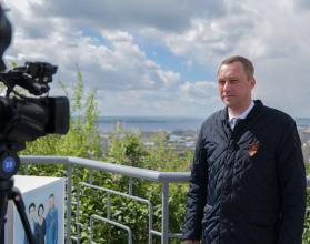 В День Победы губернатор Роман Бусаргин записал видеообращение к саратовским военнослужащим, которые находятся в зоне СВО