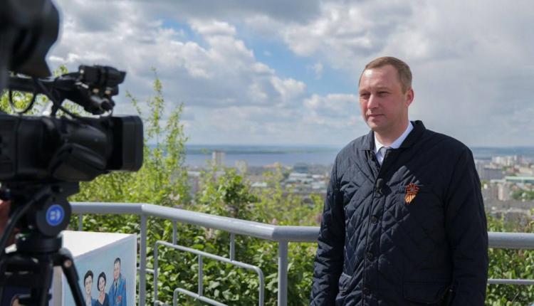 В День Победы губернатор Роман Бусаргин записал видеообращение к саратовским военнослужащим, которые находятся в зоне СВО